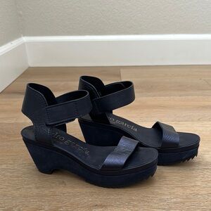 NWOB Pedro Garcia Navy Women's Wedge Sandals